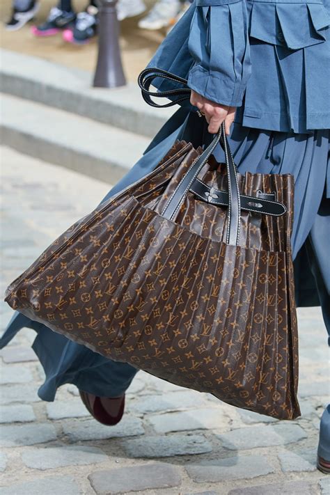 louis vuitton spring 2020 bags